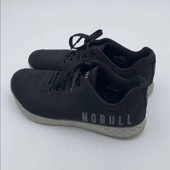 NOBULL Black and White Sneakers for Versatile Performance - Picture 6 of 11